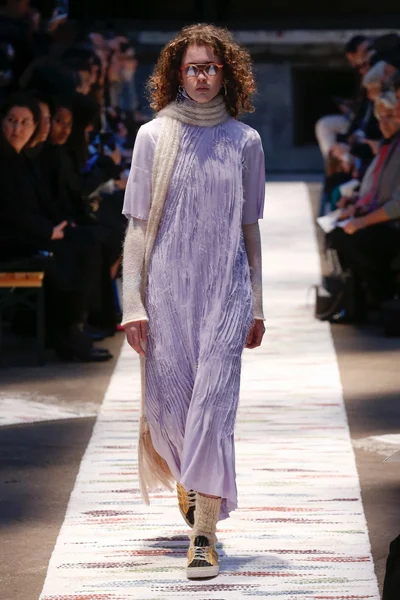 Look 9